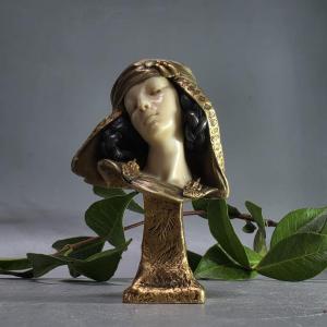 Louis-Ernest Barrias, Buste de la Jeune fille de Bou-Sâada