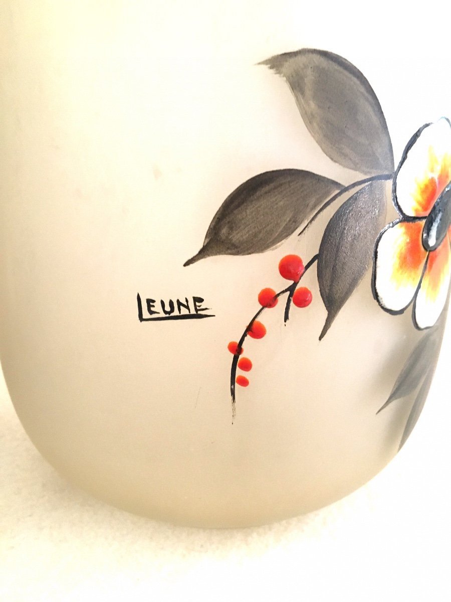 Pair Of Satin Glass Vases, Signed Leune-photo-3