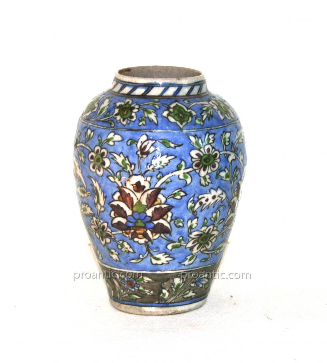 Vase en Céramique Iznic, Turquie Art Ottoman, 19ème