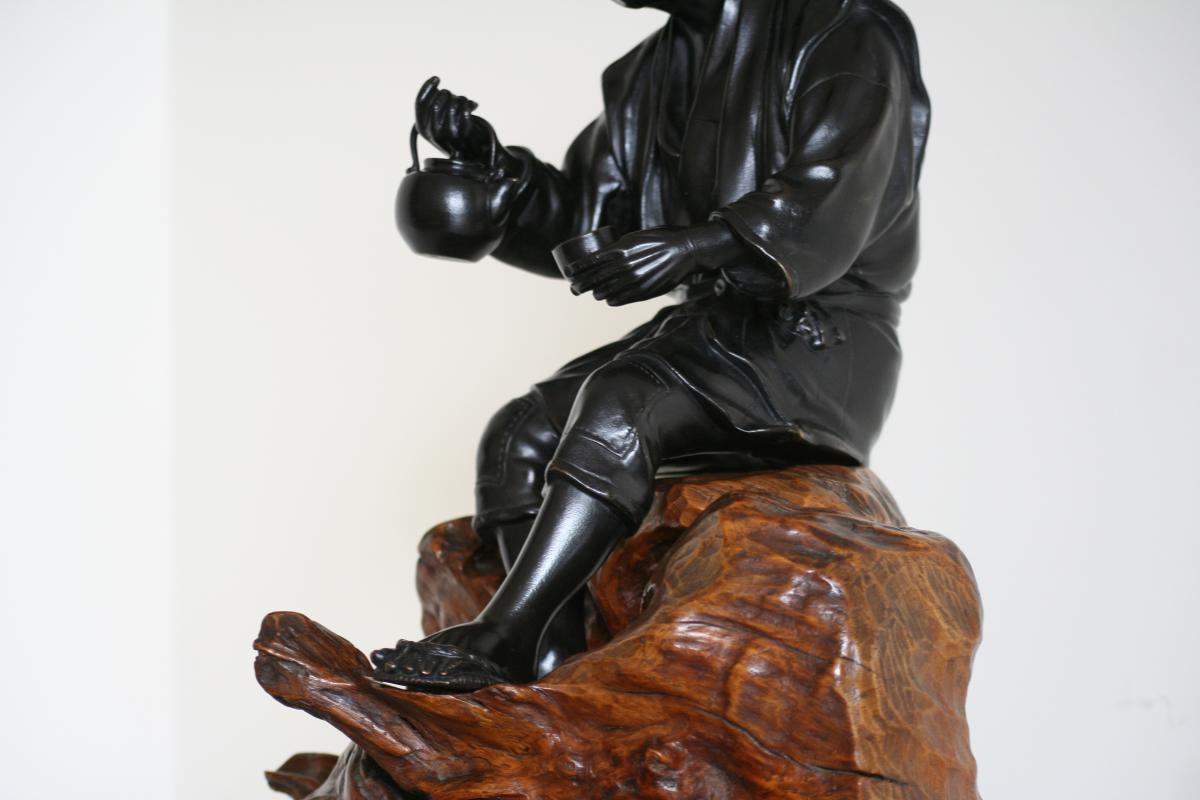 Statue en bronze à patine noire, Okimono - Homme Japonais, fin période Meiji-photo-1