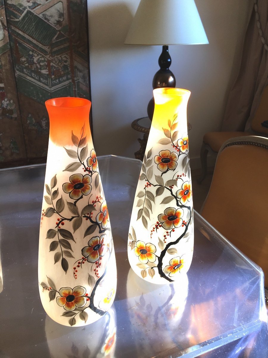 Pair Of Satin Glass Vases, Signed Leune-photo-5
