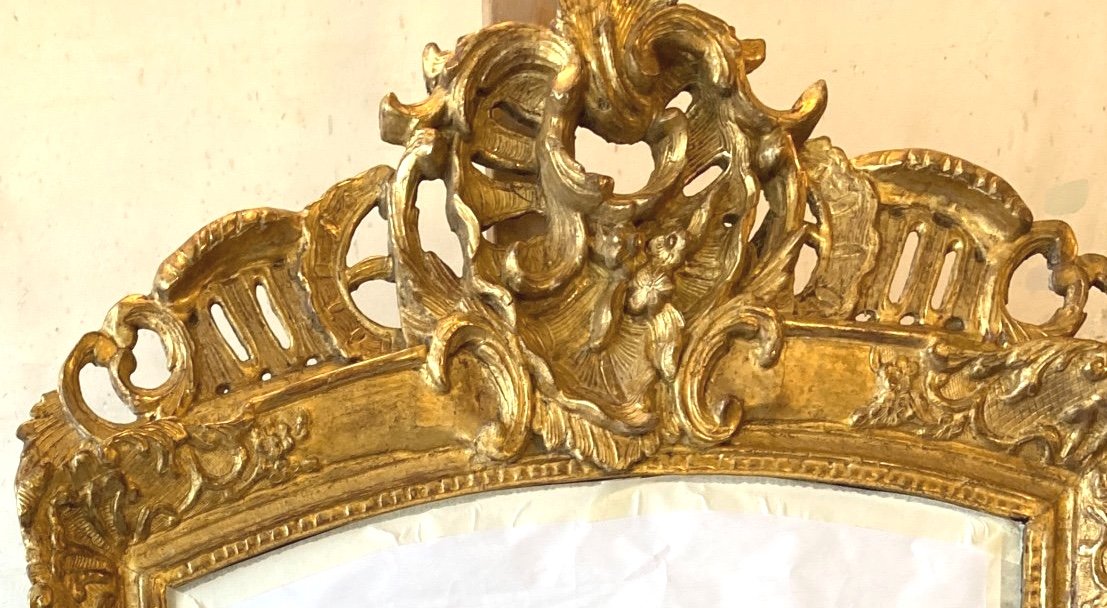 Miroir en bois sculpté et doré d’époque Régence 18ème -photo-4