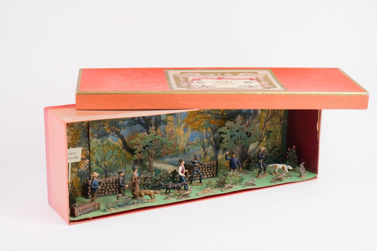 Cbg Mignot, Hunting Scene With Lead Figures