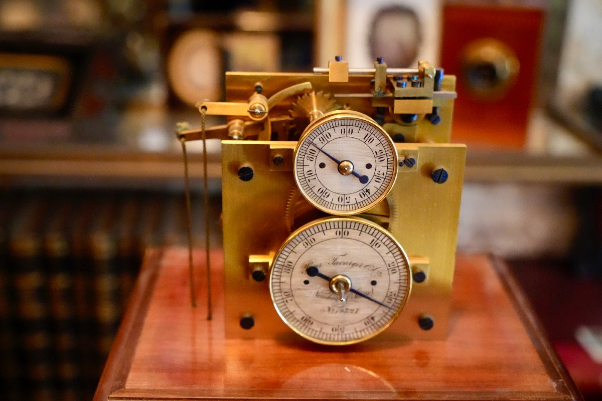 Superb Hipp Chronoscope-photo-3