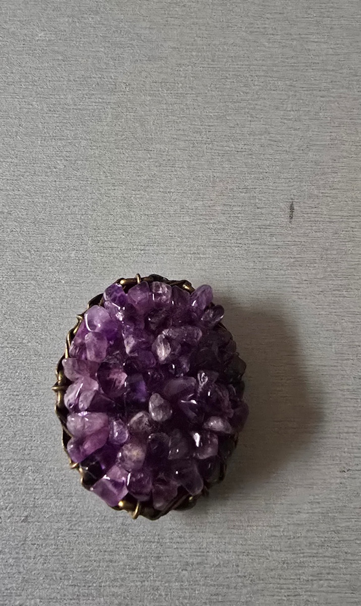 Gucci Amethyst Stone Brooch
