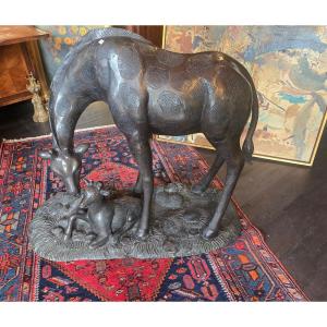 Bronze représentant une biche et son faon 