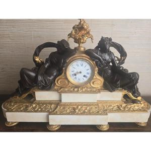 19th-century French Mantel Clock