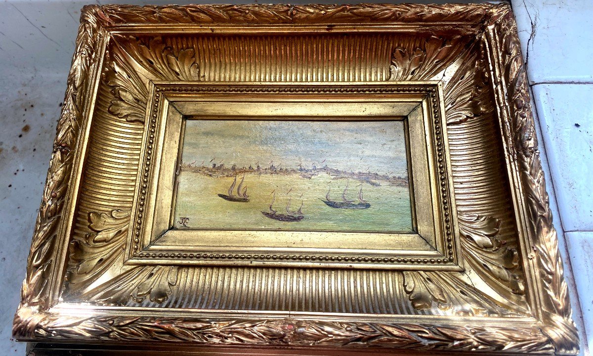 Small Oil S / Wood Framed 19th In The Image Of An Armada Of Vessels Approaching A Coast-photo-2