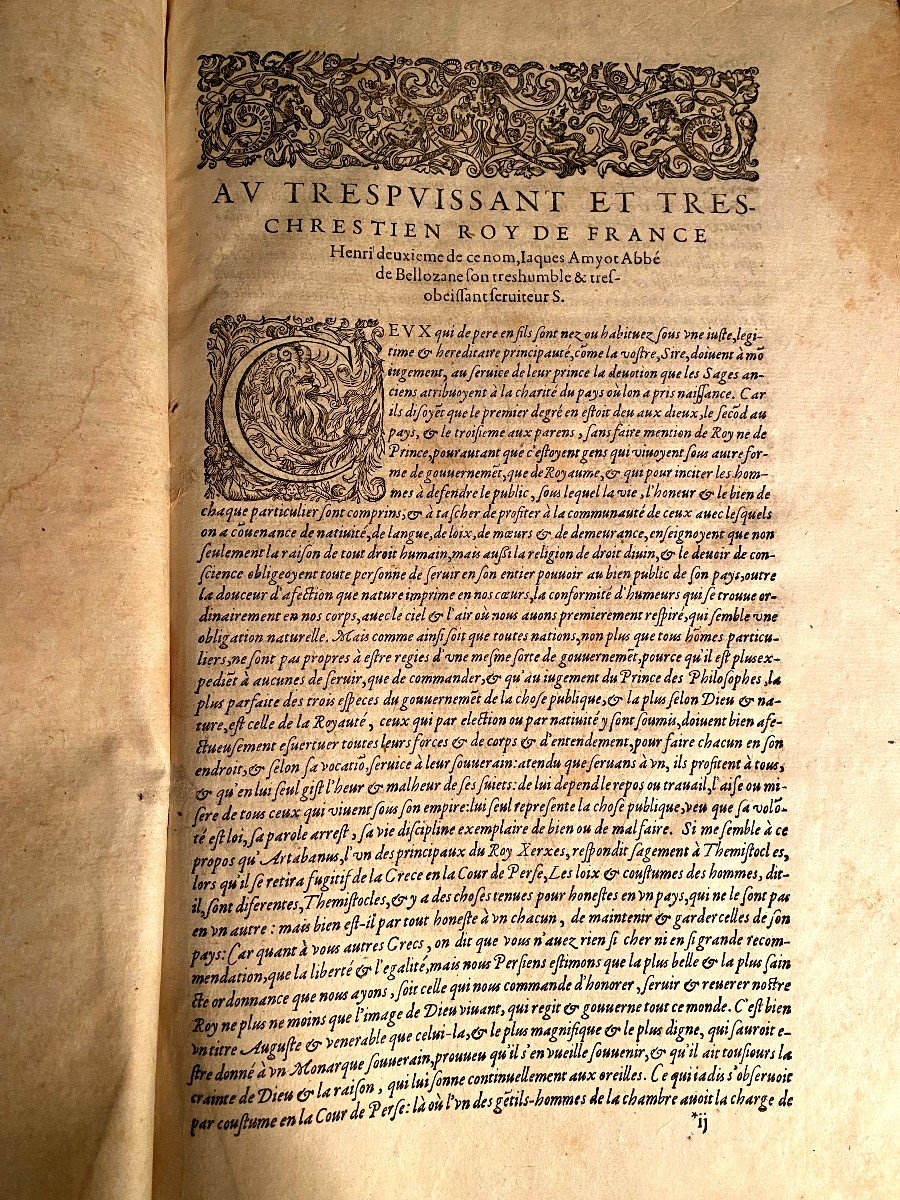 Fort Volume In Folio De 1610   "vies Des Hommes Illustres Grecs Et Romains De Plutarque - Amyot-photo-1