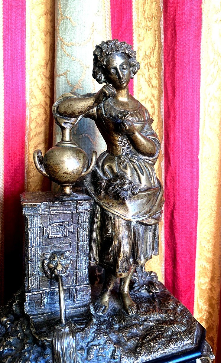 Very Charming Clock, Louis Philippe In Black Marble About A Young Woman At La Fontaine-photo-2