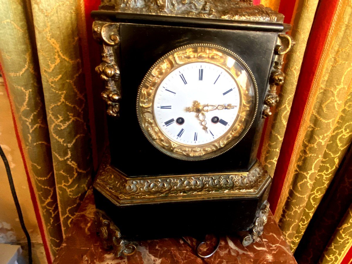 Very Charming Clock, Louis Philippe In Black Marble About A Young Woman At La Fontaine-photo-8