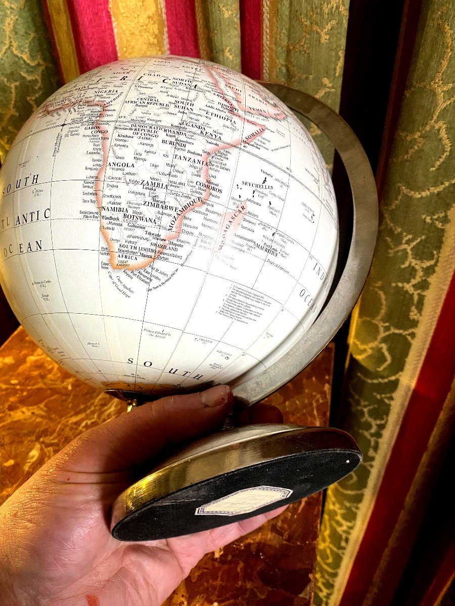 Terrestrial Globe 1950s In Boiled Cardboard On Its Light-colored Chrome Base, Original-photo-2
