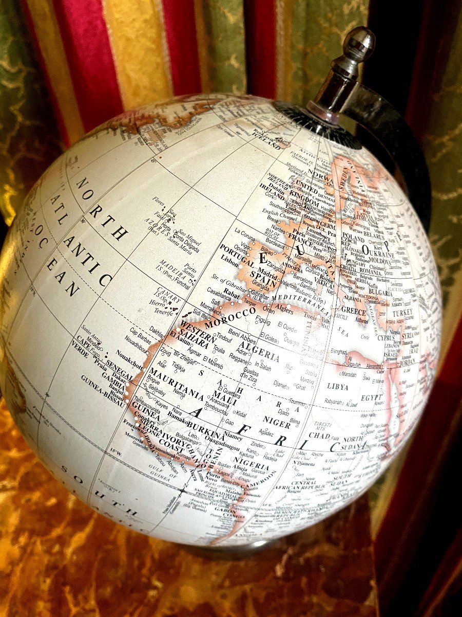 Terrestrial Globe 1950s In Boiled Cardboard On Its Light-colored Chrome Base, Original-photo-1