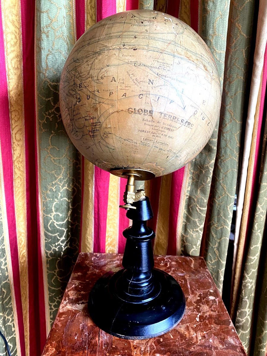 Beautiful Terrestrial Globe On Its Black Lacquered Wooden Foot Forest Edition 17rue De Buci Paris Th. XIX-photo-3