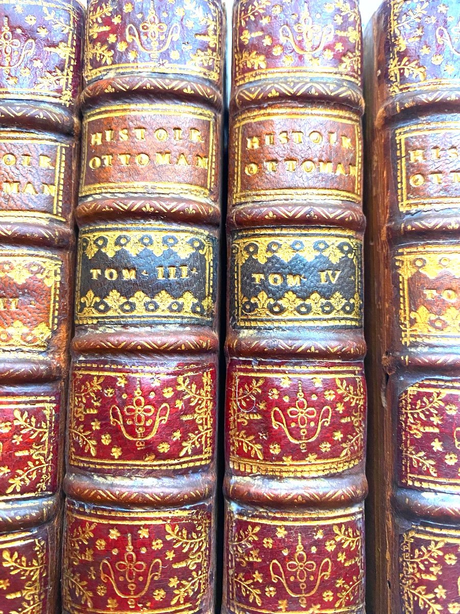 In A Rich Red Morocco Spine Binding "history Of The Ottoman Empire" By Sagrédo 1724.-photo-2