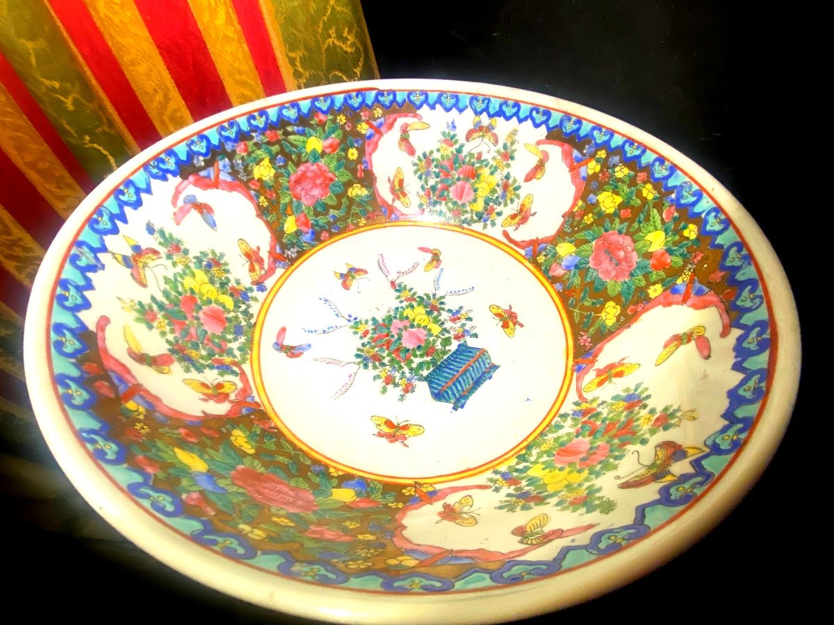 Grand Punch Bowl Richly Decorated With Floral Cartouches Animated With Butterflies 20th Century-photo-2