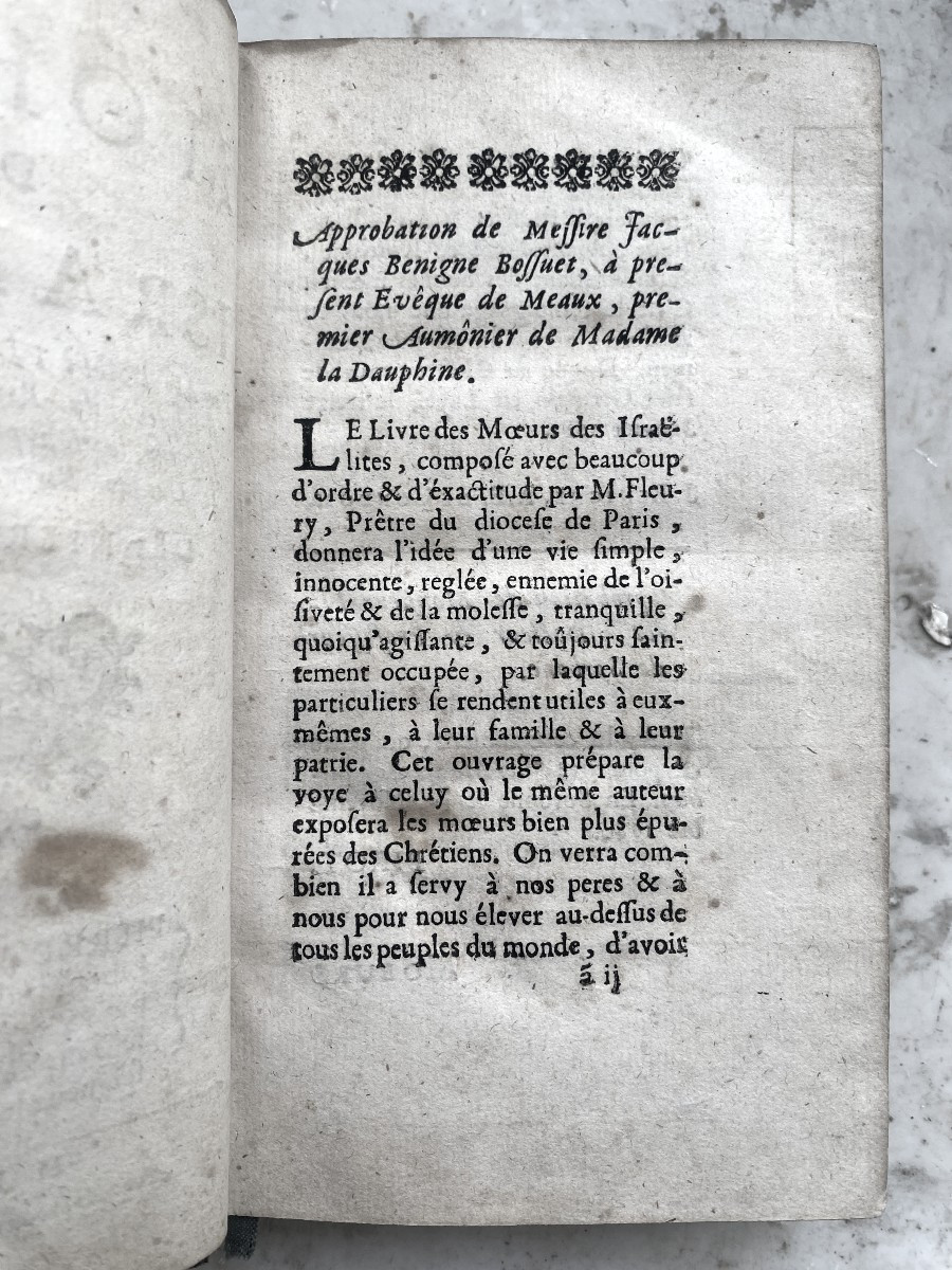 Beautiful Red Morocco: "mores Of The Israelites"; Mr. Abbé Fleury. In Paris, At P. Aubouyn's, 1712-photo-2