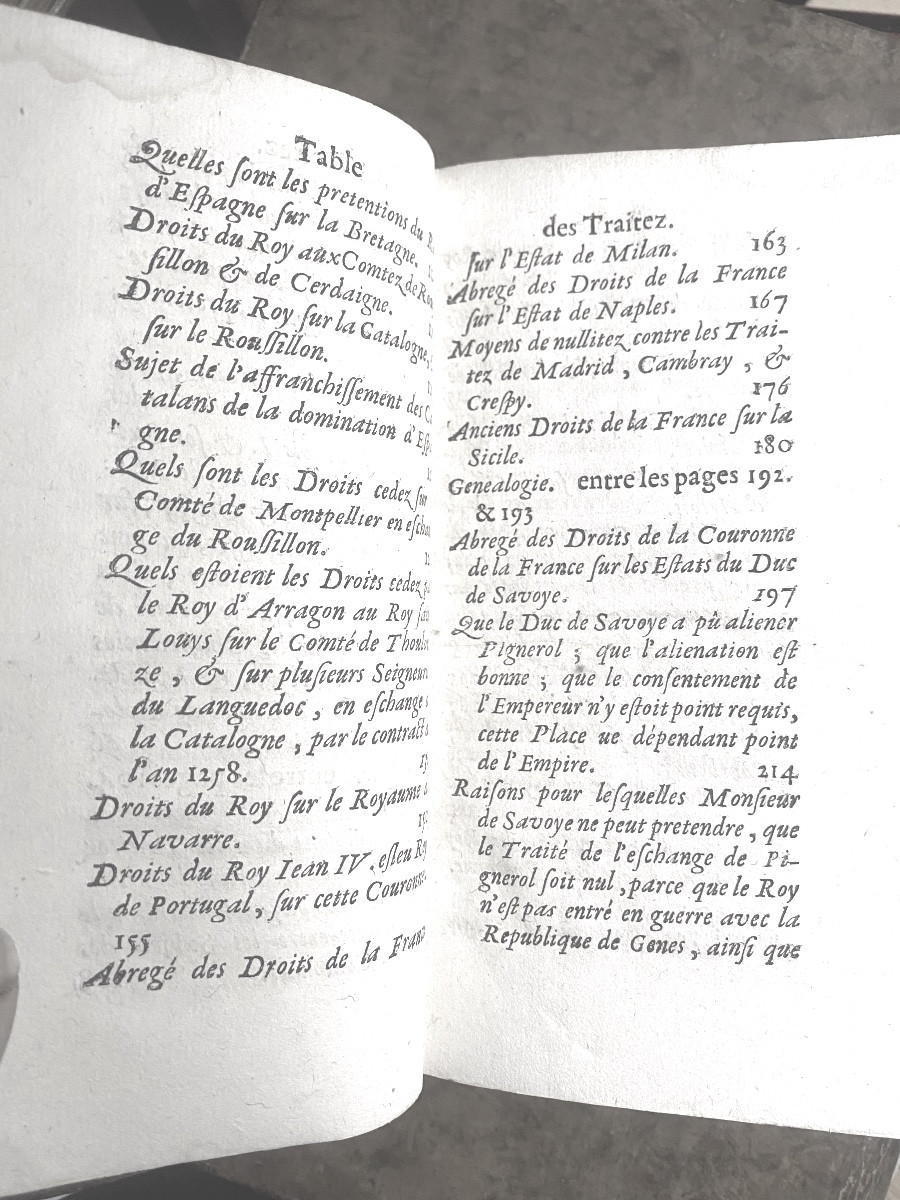 Vol. In 12; 1681 In Paris: Memoirs And Instructions For Serving In The Negotiations Of France-photo-3