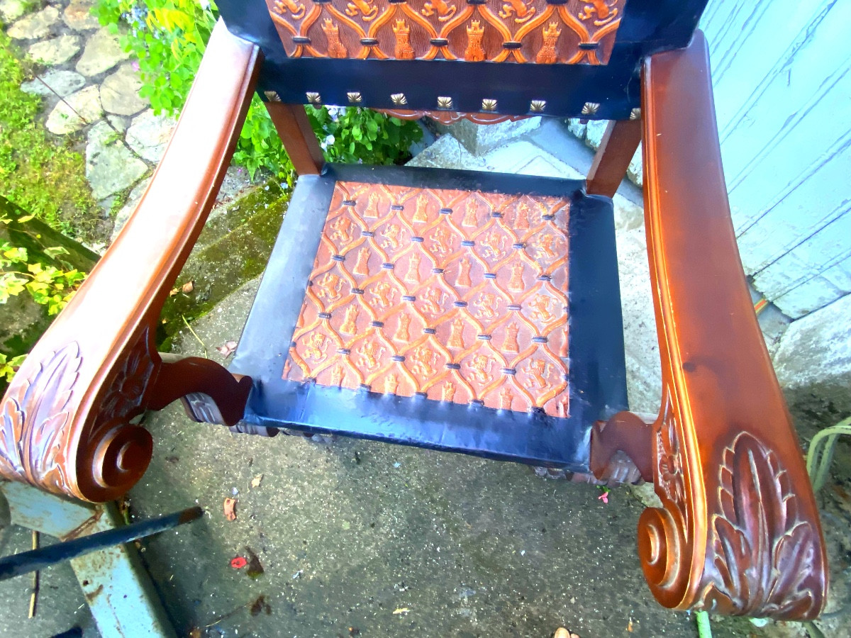 Decorative Large Spanish Throne, Carved Cherry, Beautiful Cordoba Leather Struck Tower And Lion (50)-photo-3