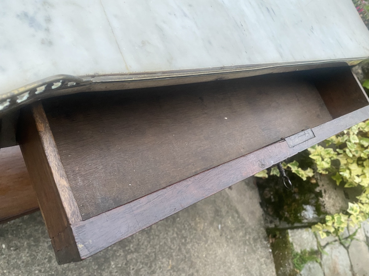 Elegant Console Serving Table, Mahogany Top Edged With White Marble, Curved Sides, Low Shelf, 18th Century-photo-4