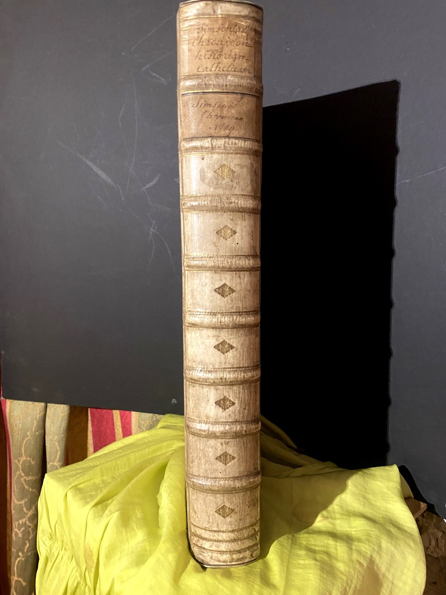 Rare And Beautiful Folio: "chronicon Historiam Catholicam Complectens" By E. Simon Lugduni B. 1729-photo-1