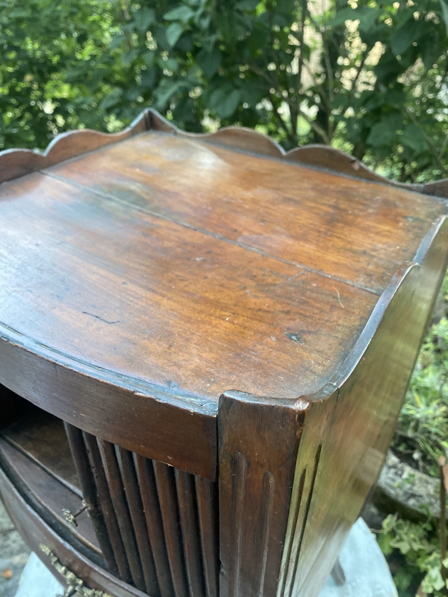 Furniture With Curved Front, One Drawer And A Curtain, Scalloped Top Edged With Arched Legs, 18th Century-photo-4