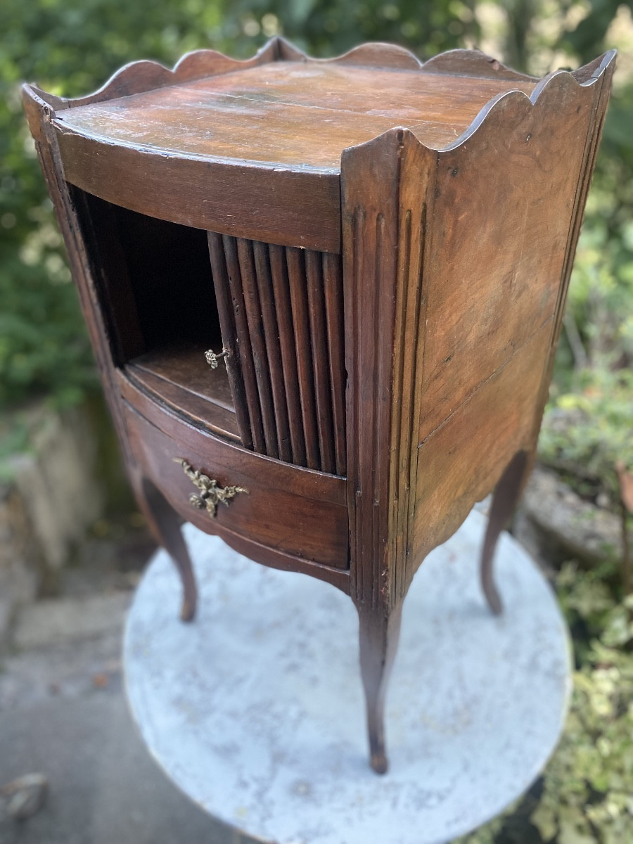 Furniture With Curved Front, One Drawer And A Curtain, Scalloped Top Edged With Arched Legs, 18th Century-photo-8