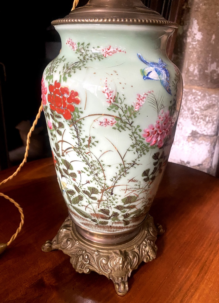 Beautiful Large Japanese Celadon-colored Painted Porcelain Living Room Lamp From The 19th Century With Enamel Decoration