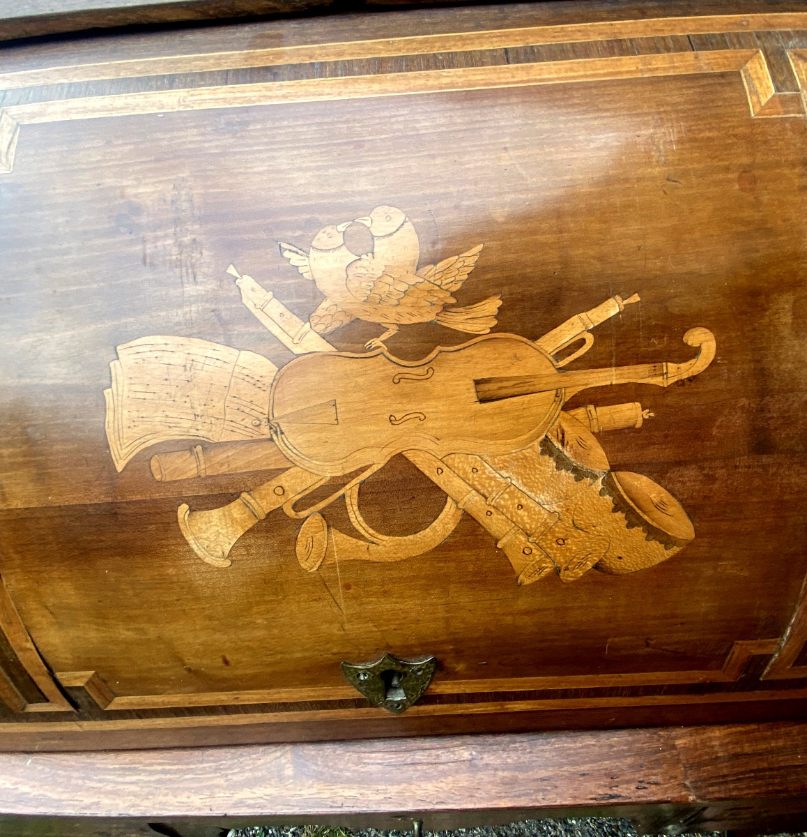 Charmant bureau cylindre marqueté , ornementé , XVIIIéme de style transition Louis XV Louis XVI-photo-5