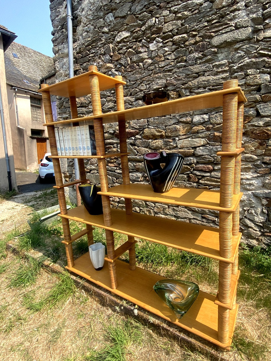 Etagère de salon modulable en sycomore et colonnes vissées recouvertes de rotin des Années "70"-photo-4