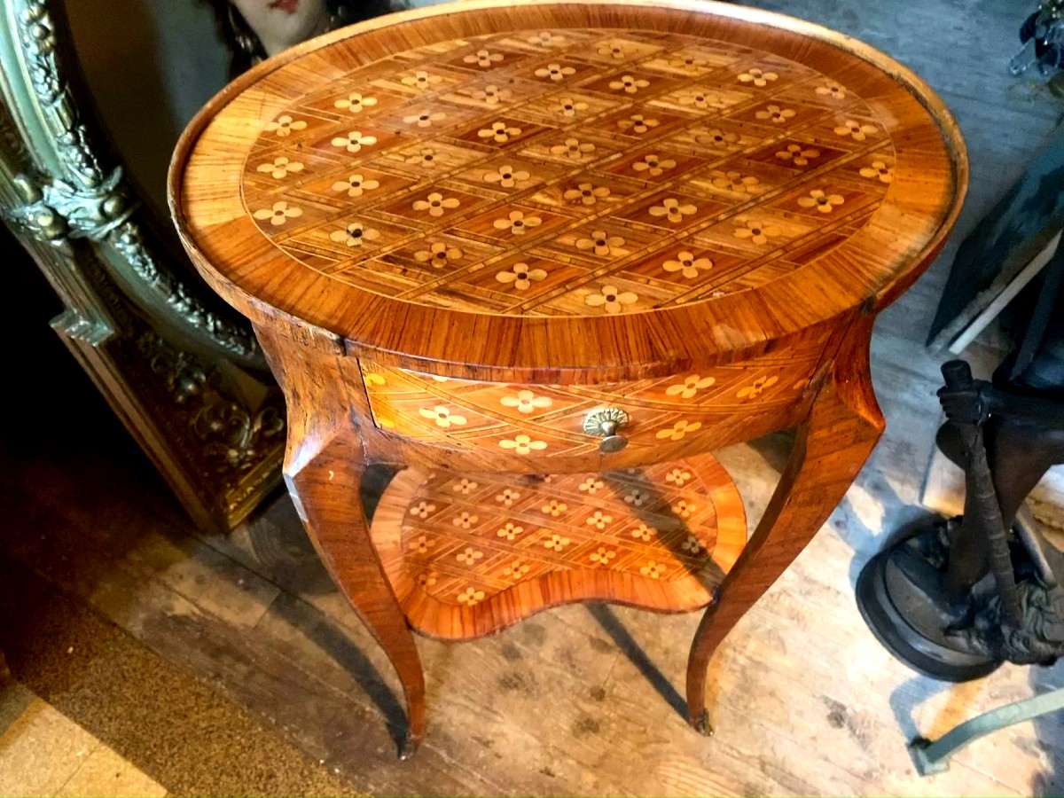 Living Room Table Entirely Inlaid With Decorated Diamonds, Oval Louis XV Legs, Drawer, Bronze Clogs-photo-4