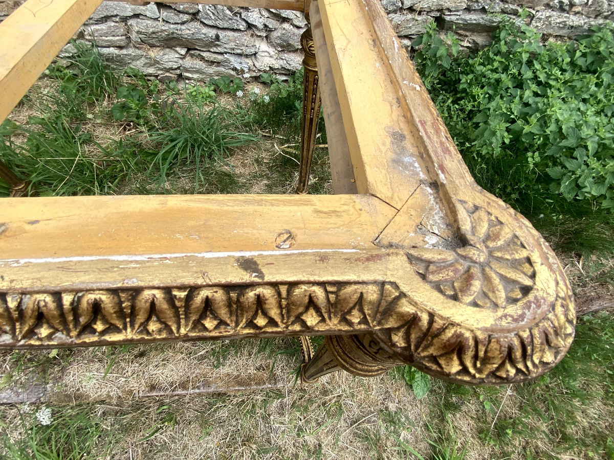 Table de milieu sculptée ajourée de style Louis XVI , pieds fuseaux  traverse ornementée marbre-photo-6