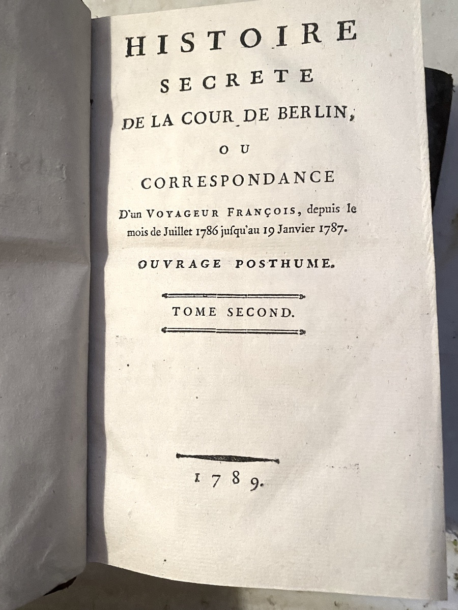 Edition Originale très rare du Comte de Mirabeau "Histoire Secrète de la Cour de Berlin" 2 Vol.-photo-5