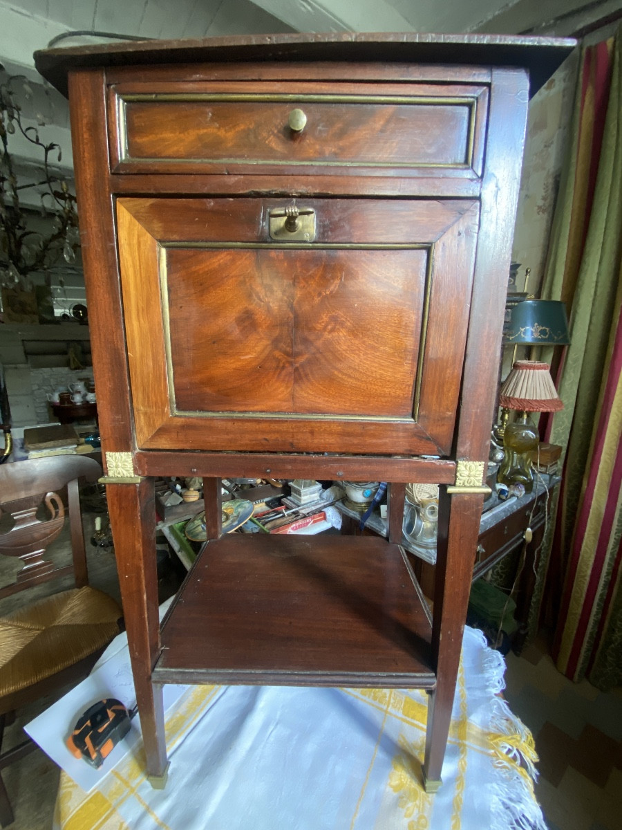 Louis XVI Bedside Table, Cuban Red Mahogany With Bronze Threads, One Drawer, Drop-down Door And Entrance Shelf.-photo-7