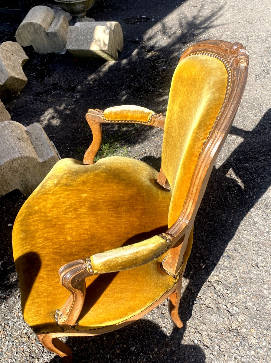 Pair Of 18th Century Louis XV Style Stained Morgani Lounge Cabriolets, Well Carved-photo-3