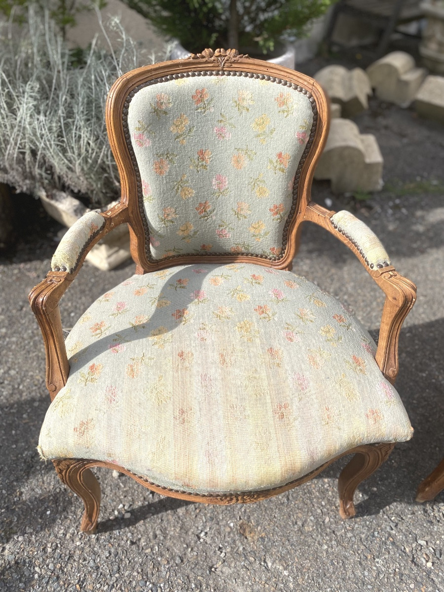  Beautiful Pair Of Louis XV Lounge Cabriolets Upholstered In Small Dots Style In Light Beech, 19th Century-photo-2