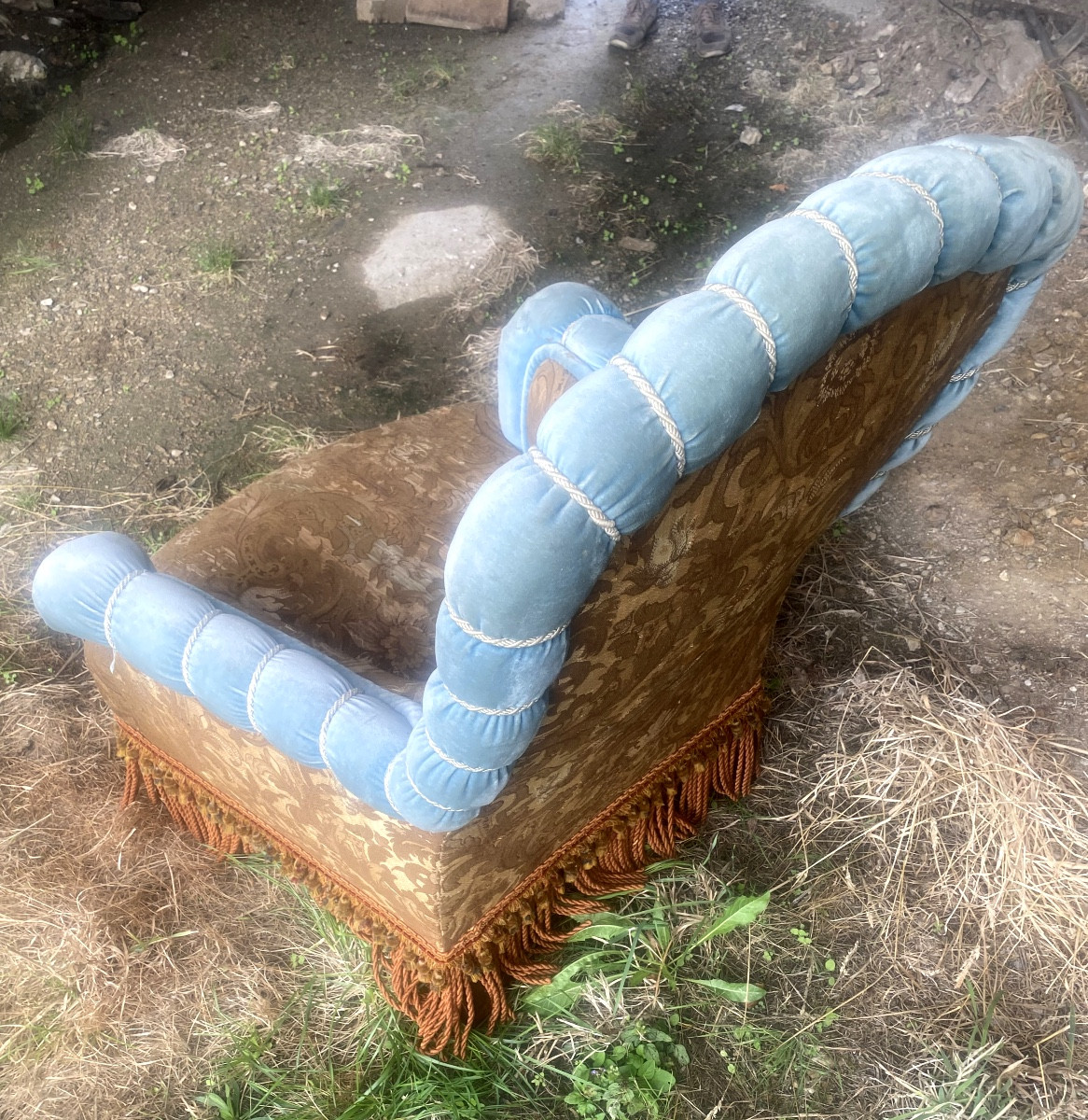 Chauffeuse tapissée en tissus viel or broché et boudin de velours bleu et cordon  ,Napoléon III-photo-2