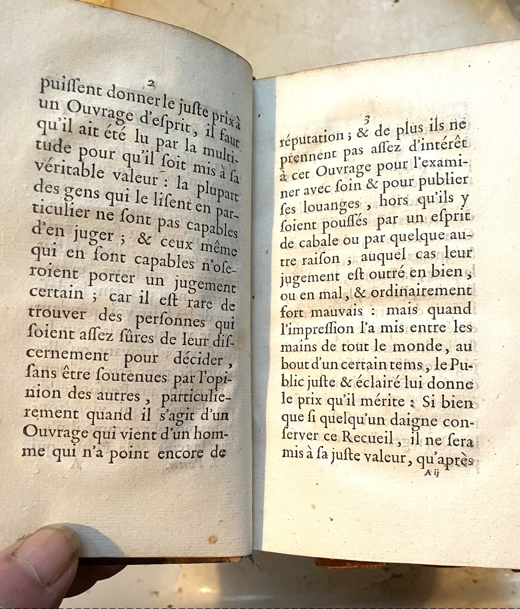 Bibliothèque Of Marquis De Ladsay Duc De Noailles -photo-2
