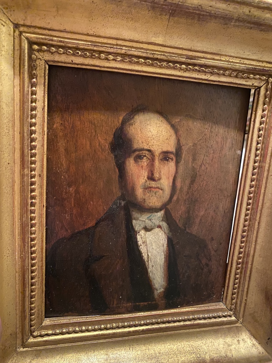  Charmant Portrait d'Homme Elégant d'époque Louis Philippe encadré doré , huile/bois vers 1840-photo-2