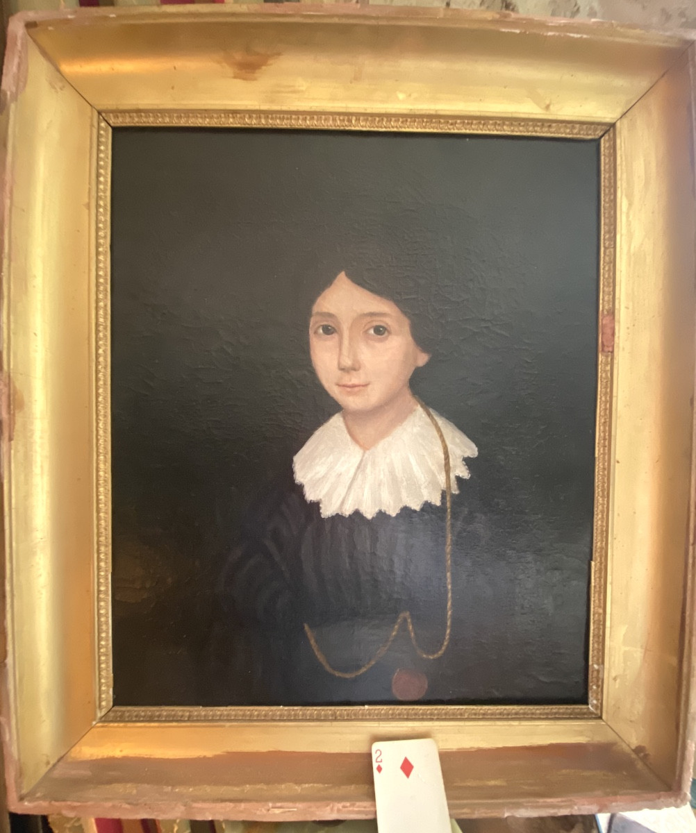Portrait "jeune femme "cadre Louis Philippe a la robe sombre col dentelle chaine en sautoir-photo-8