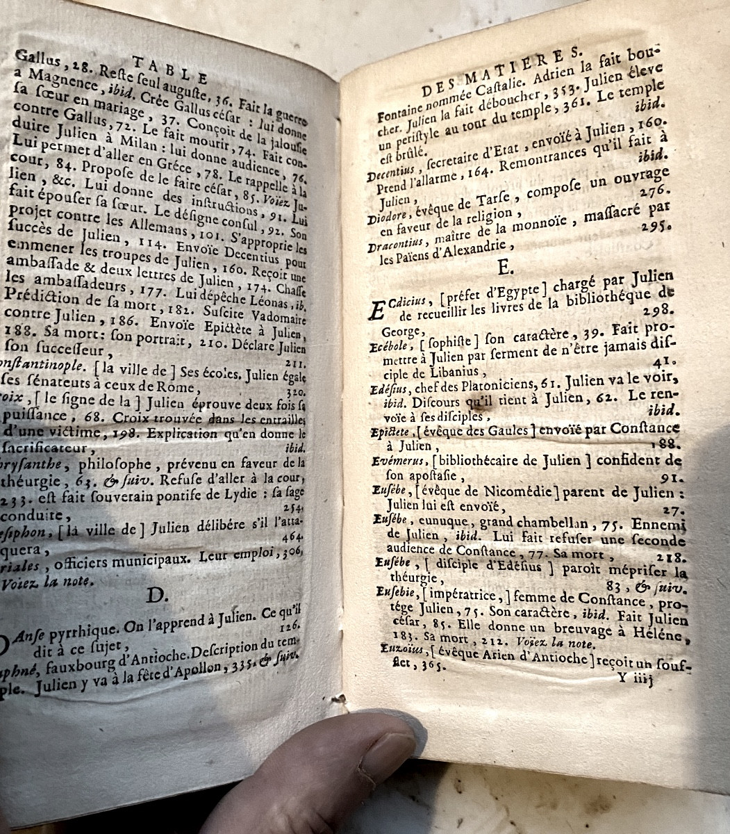 Vie de l’Empereur Julien par l’abbé De La Bleterie . Belle. Ed.  Paris 1746 .1 vol In 12-photo-7