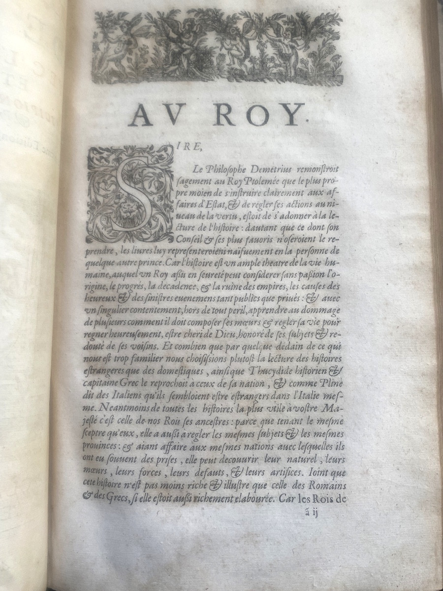 In-folio ,"Armes de Chevalier," Mémoires des Gaules depuis le Déluge  jusqu'à l'établissement..-photo-7