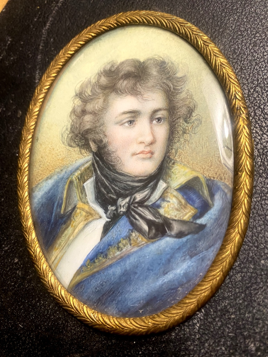 Miniature  sur ivoire début 19ème,  portrait du "Général Klébert" encadré . bronze ovale-photo-1