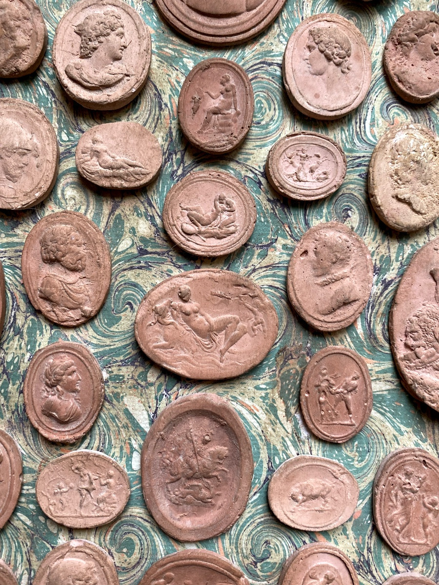 Rare Collection Of  Sevenframes Of "cameo Prints" In Terracotta, 19th Century "grand Tour"-photo-8