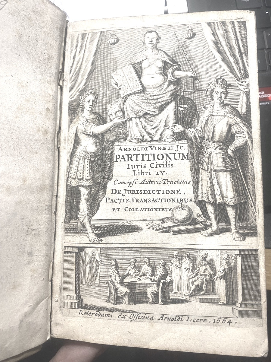 Fort Vol.I, 8 en velin à rabats d'Arnoldi Vinni JC. De Jurisprudence Civile en , 4 Livres ,1664-photo-4