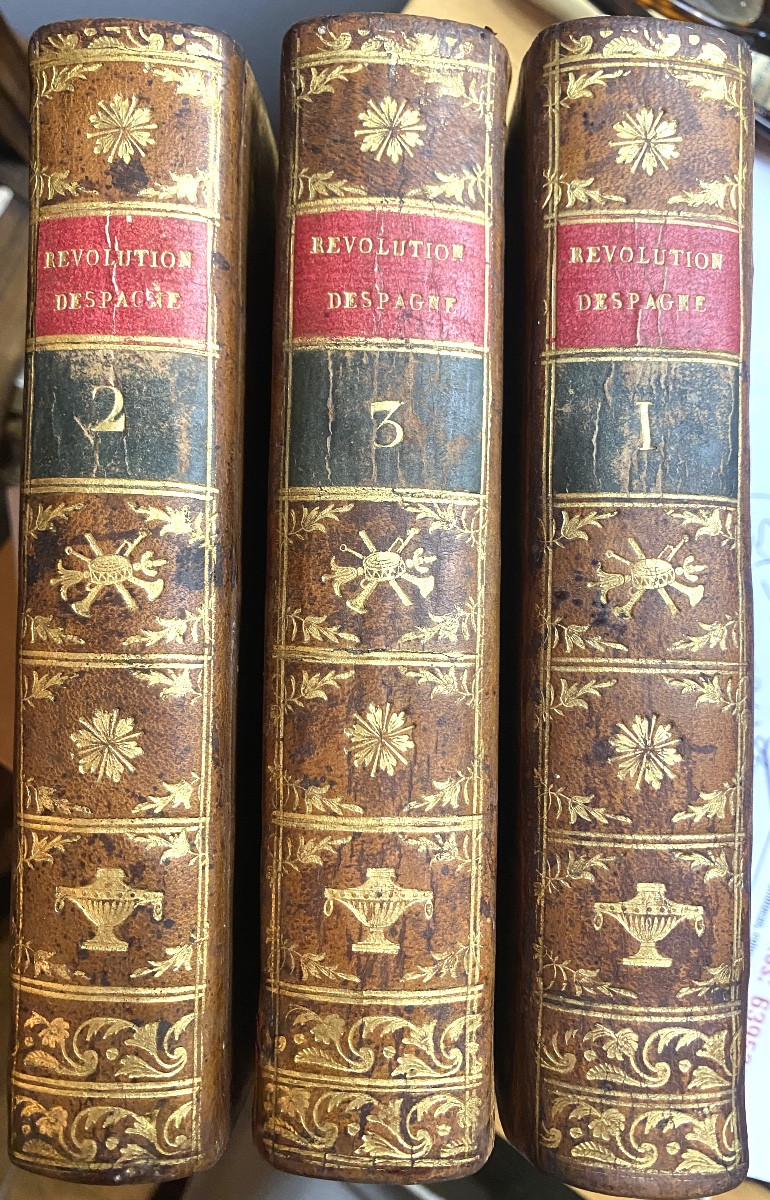 3 beaux volumes In12 :" Histoire des Révolutions d'Espagne", par le Père d'Orléans . Paris 1787