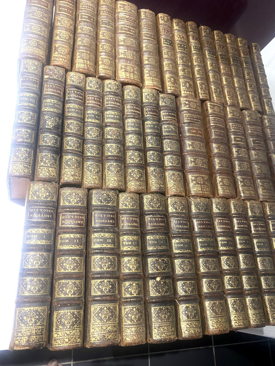A Collection Of 38 Volumes In 12mo, Belonging To An Amateur Of Ancient History.-photo-3