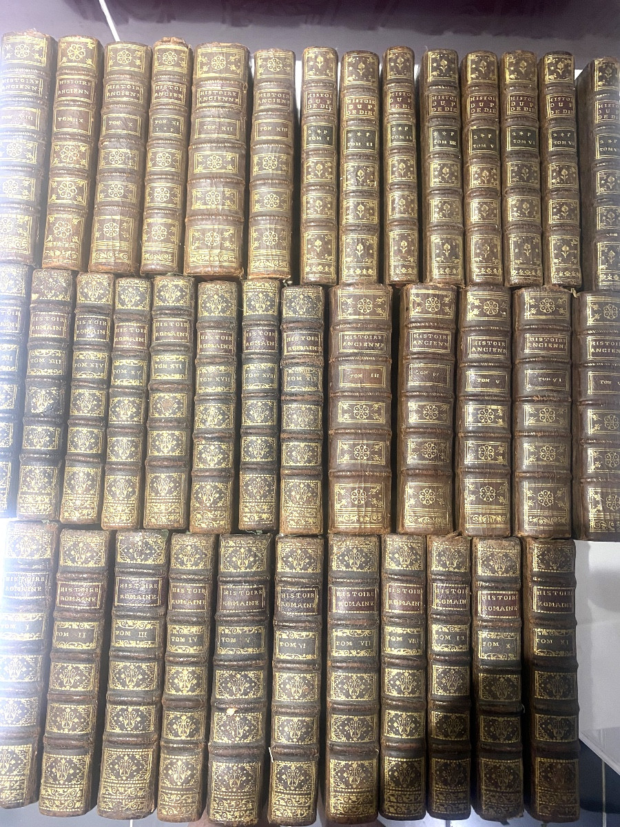 A Collection Of 38 Volumes In 12mo, Belonging To An Amateur Of Ancient History.-photo-4