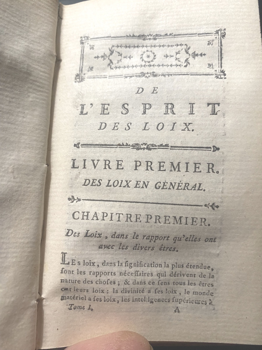 Cinq volumes en maroquin rouge  2/3 Milton et Montesquieu 3/4 forma miniature Genève Cazin 1777-photo-6