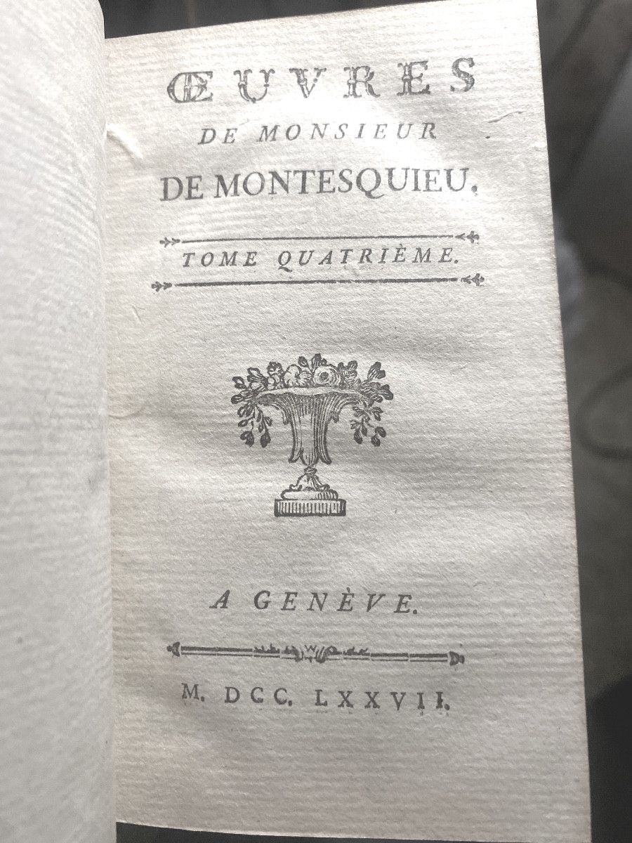 Cinq volumes en maroquin rouge  2/3 Milton et Montesquieu 3/4 forma miniature Genève Cazin 1777-photo-7
